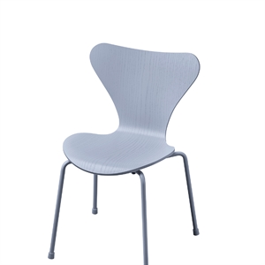 Fritz Hansen Serie 7 Kinderstuhl Lavendelblau
